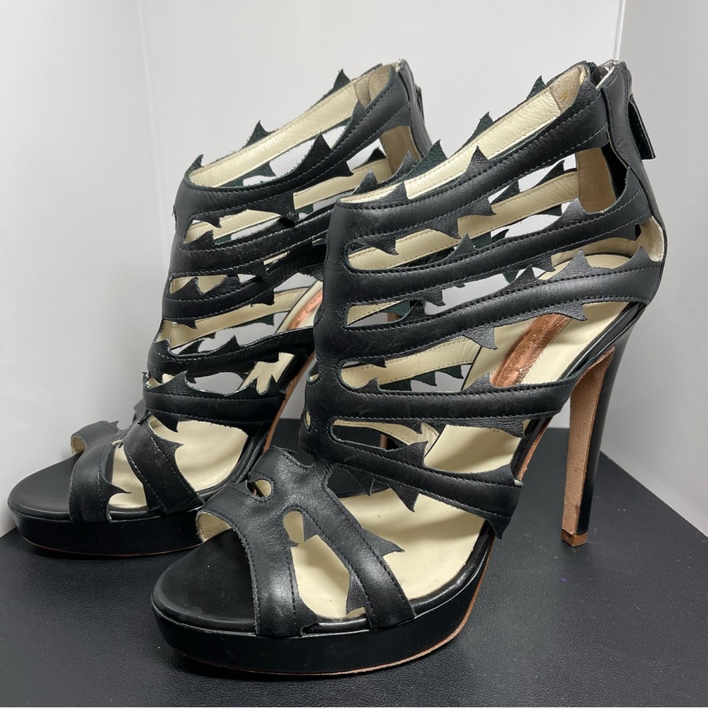 Rupert Sanderson Cutout Black Leather Sandals 4 3/4" Heel Size Euro 37.5 US 6.5